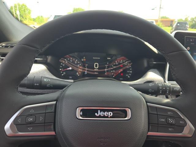 new 2025 Jeep Compass car, priced at $28,400