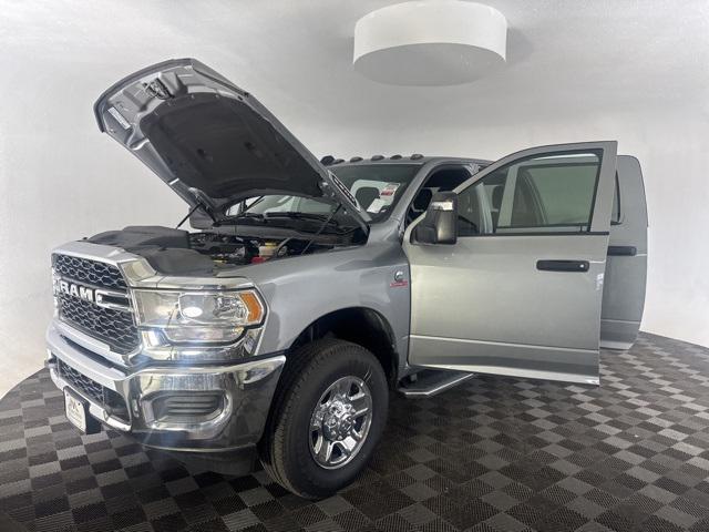 new 2024 Ram 2500 car, priced at $53,972