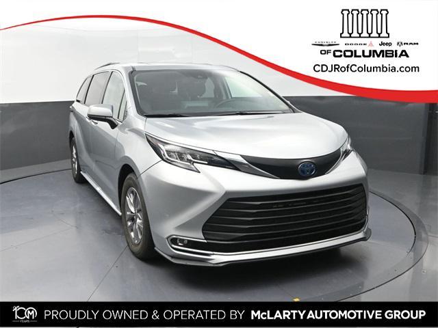 used 2023 Toyota Sienna car, priced at $37,500