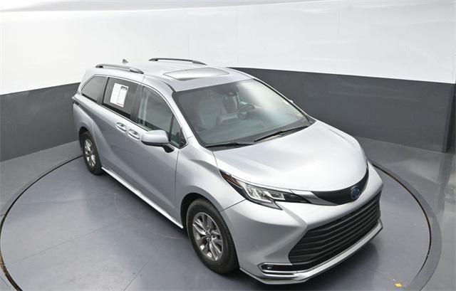used 2023 Toyota Sienna car, priced at $37,500