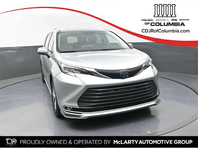 used 2023 Toyota Sienna car, priced at $37,500