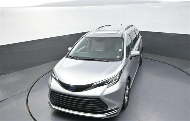 used 2023 Toyota Sienna car, priced at $37,500
