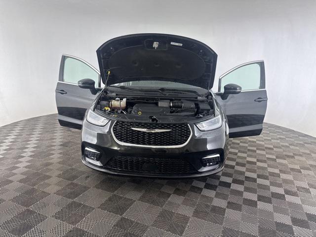 used 2023 Chrysler Pacifica car, priced at $25,000