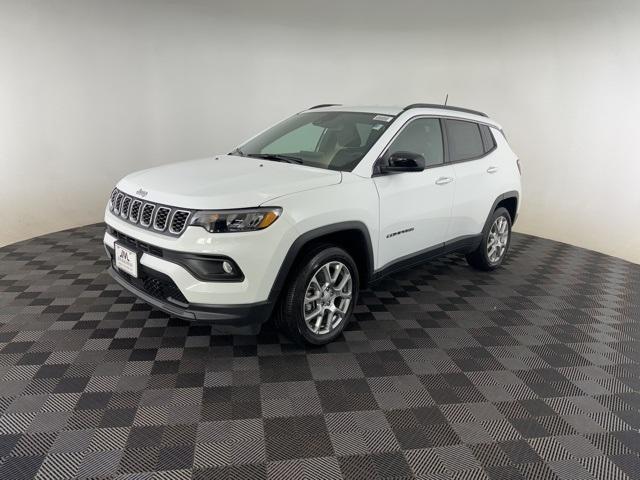 new 2024 Jeep Compass car, priced at $27,281