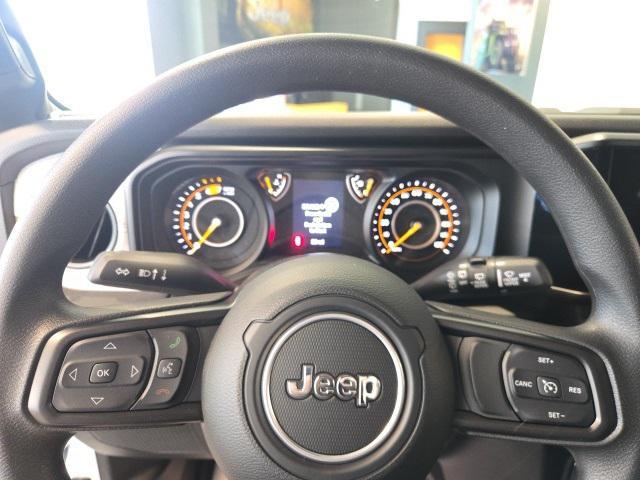 new 2025 Jeep Wrangler car, priced at $45,800