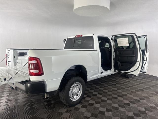 new 2024 Ram 2500 car, priced at $46,670