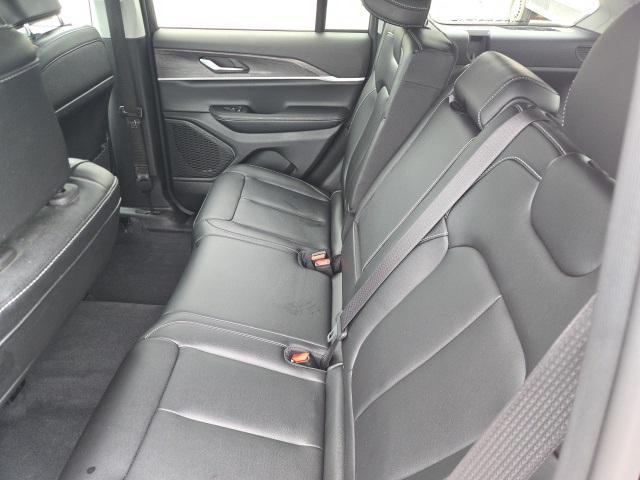 used 2023 Jeep Grand Cherokee car, priced at $32,000