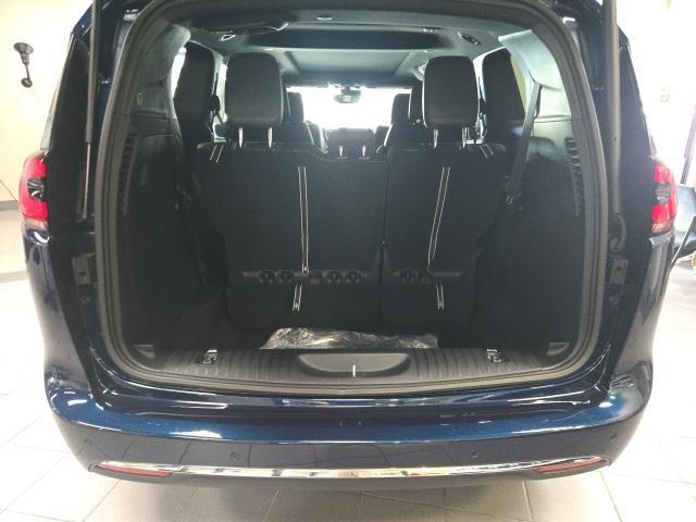 new 2025 Chrysler Pacifica car, priced at $42,942