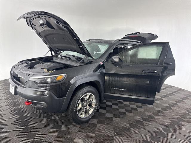 used 2019 Jeep Cherokee car, priced at $21,000