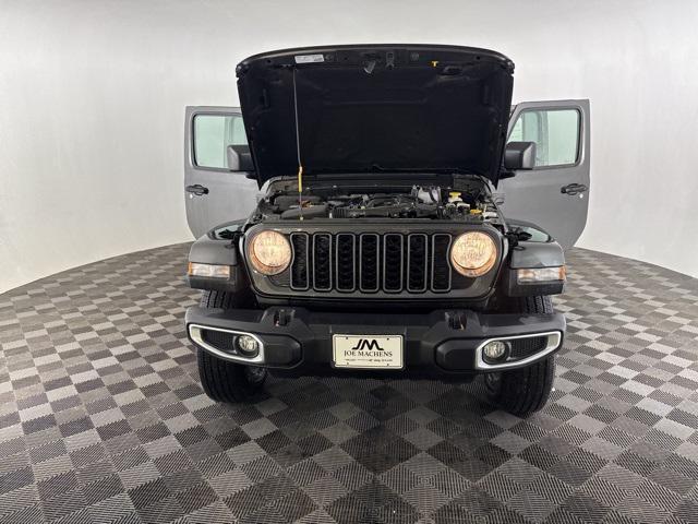new 2025 Jeep Gladiator car, priced at $46,750