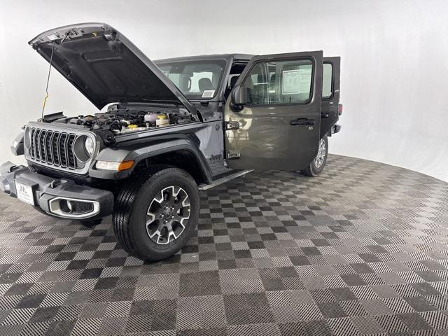 new 2025 Jeep Gladiator car, priced at $46,750