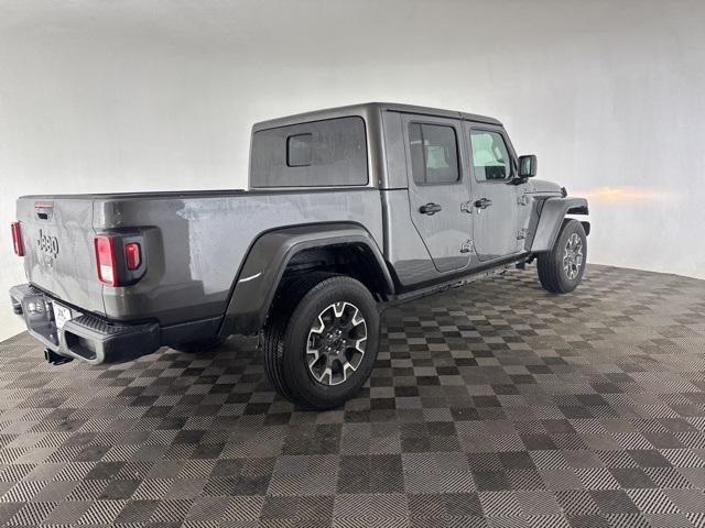 new 2025 Jeep Gladiator car, priced at $46,750