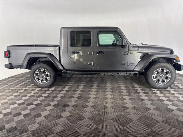 new 2025 Jeep Gladiator car, priced at $46,750
