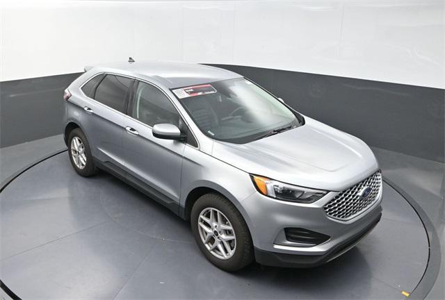 used 2024 Ford Edge car, priced at $24,000