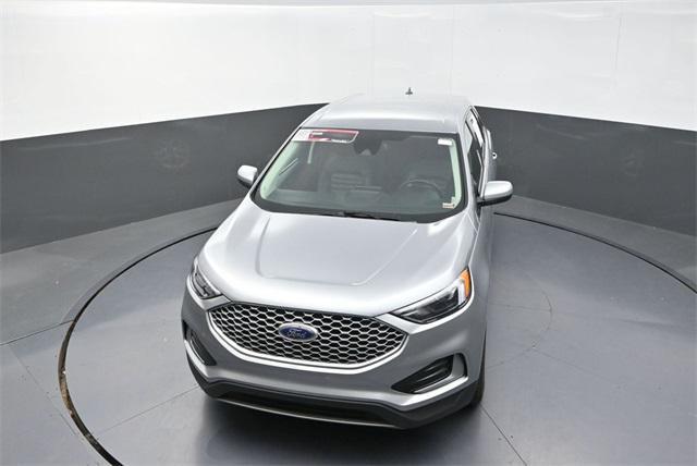 used 2024 Ford Edge car, priced at $24,000