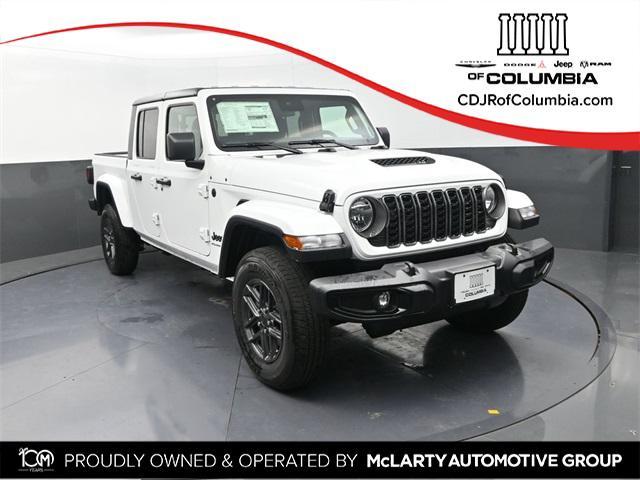 new 2025 Jeep Gladiator car, priced at $44,950