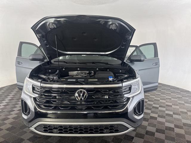 used 2024 Volkswagen Atlas Cross Sport car, priced at $37,000
