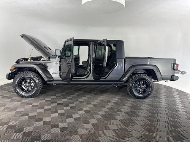 new 2024 Jeep Gladiator car, priced at $46,303