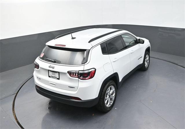 new 2026 Jeep Compass car, priced at $28,000
