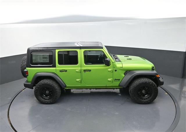 new 2025 Jeep Wrangler car, priced at $45,800