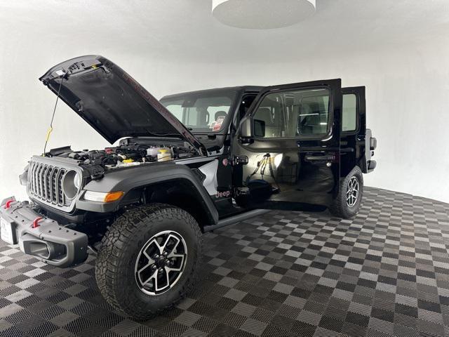 new 2024 Jeep Gladiator car, priced at $53,112