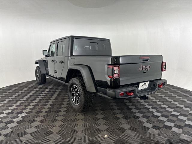 new 2024 Jeep Gladiator car, priced at $53,112