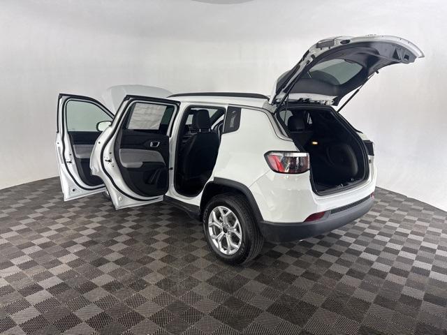 new 2025 Jeep Compass car, priced at $33,519