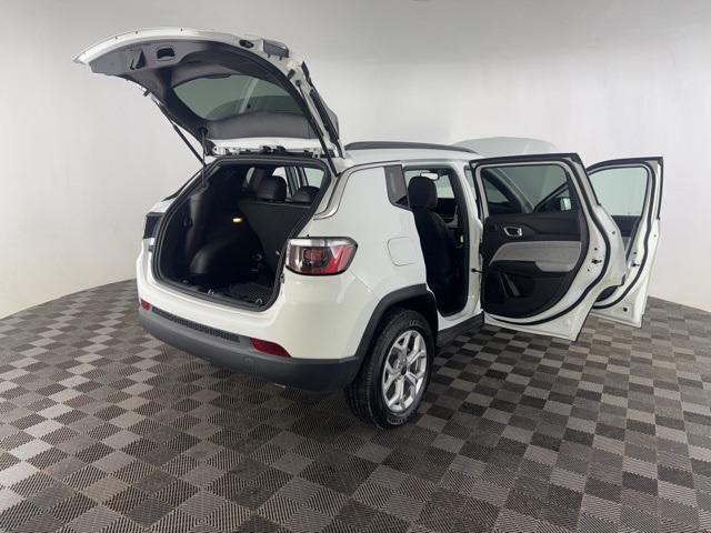 new 2025 Jeep Compass car, priced at $33,519