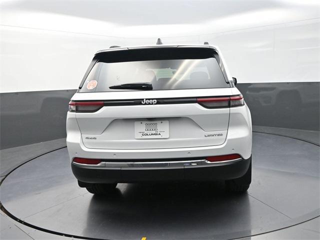 new 2025 Jeep Grand Cherokee car, priced at $42,250