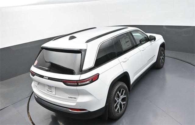 new 2025 Jeep Grand Cherokee car, priced at $42,250