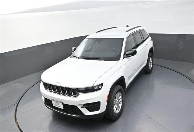 new 2025 Jeep Grand Cherokee car, priced at $36,250
