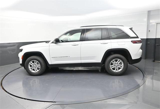 new 2025 Jeep Grand Cherokee car, priced at $36,250