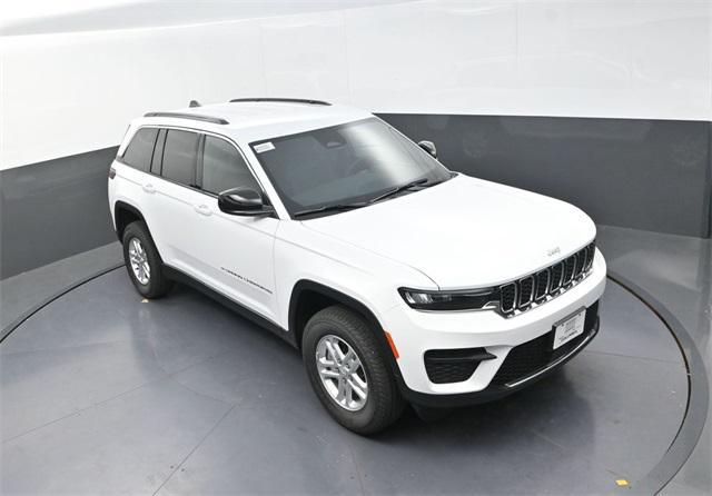 new 2025 Jeep Grand Cherokee car, priced at $36,250
