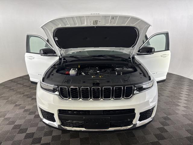 new 2025 Jeep Grand Cherokee L car, priced at $48,041