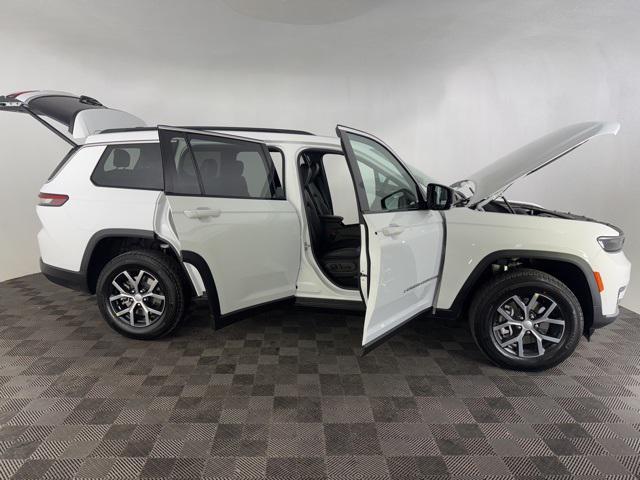 new 2025 Jeep Grand Cherokee L car, priced at $48,041