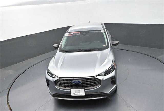 used 2024 Ford Escape car, priced at $20,000