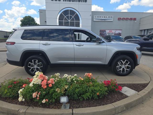 new 2025 Jeep Grand Cherokee L car, priced at $42,133