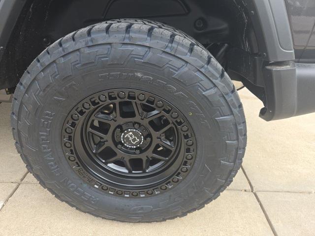 new 2025 Jeep Wrangler car, priced at $42,808