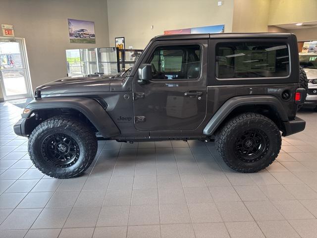 new 2025 Jeep Wrangler car, priced at $41,808