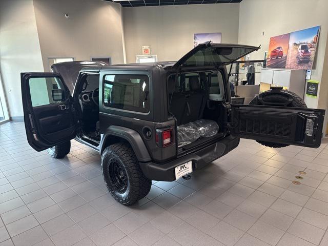 new 2025 Jeep Wrangler car, priced at $41,808