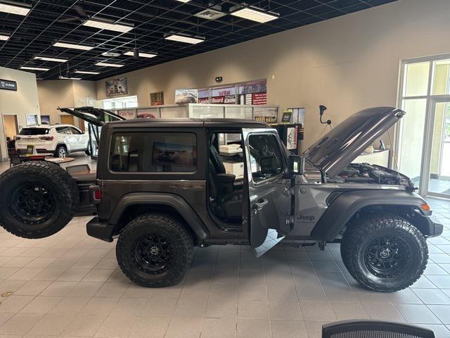 new 2025 Jeep Wrangler car, priced at $41,808