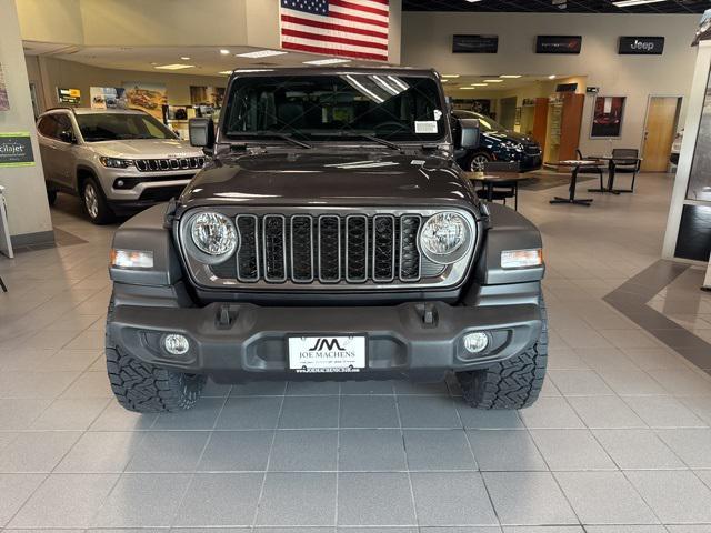 new 2025 Jeep Wrangler car, priced at $41,808