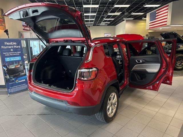 new 2025 Jeep Compass car, priced at $30,360