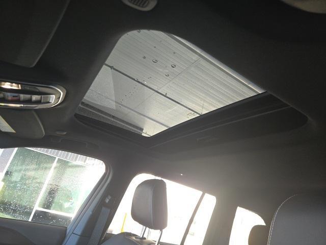 new 2025 Jeep Grand Cherokee car, priced at $38,250