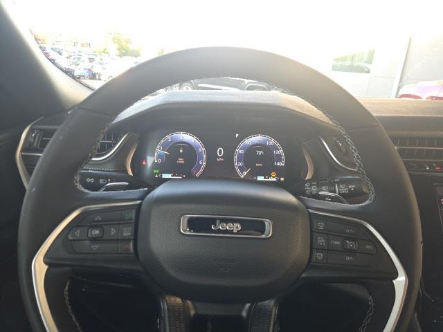 new 2025 Jeep Grand Cherokee car, priced at $38,250