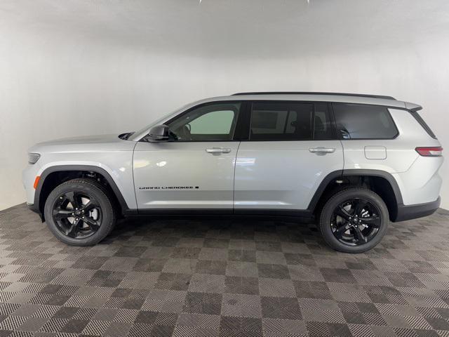 new 2025 Jeep Grand Cherokee L car, priced at $47,662