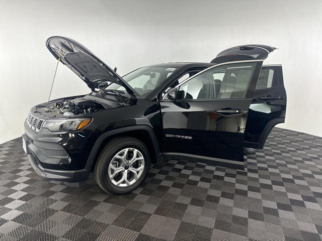 new 2025 Jeep Compass car, priced at $25,000