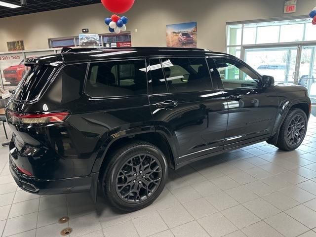 new 2025 Jeep Grand Cherokee L car, priced at $69,000