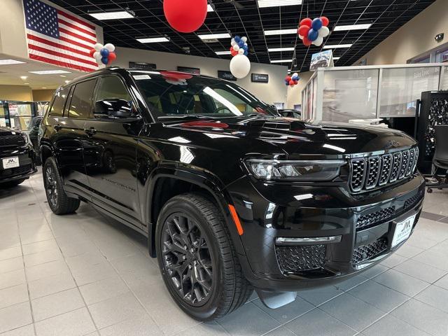 new 2025 Jeep Grand Cherokee L car, priced at $69,000