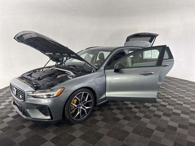 used 2020 Volvo V60 car, priced at $31,000